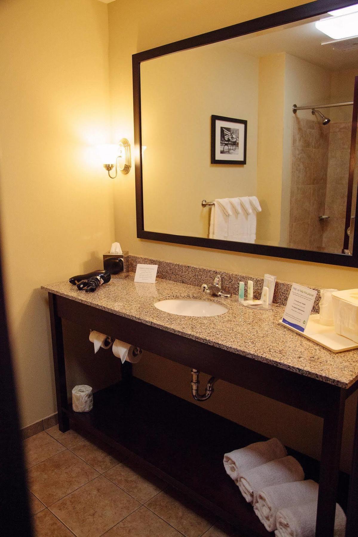 Comfort Inn & Suites Tunkhannock Dış mekan fotoğraf